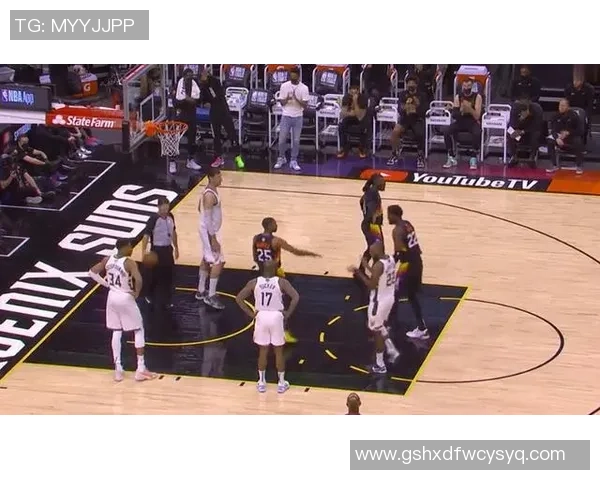 雄鹿与猛龙首场对决精彩回顾视频全景解析与精彩瞬间分享