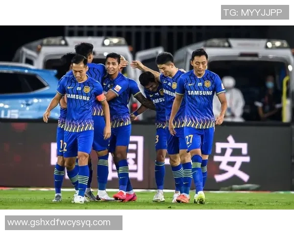 哈柯亚东悉尼市迎战悉尼奥林匹克全力争胜的精彩对决